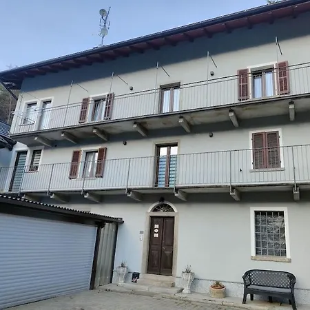 Ferienwohnung Casa A Zec Cuzzego Exterior foto